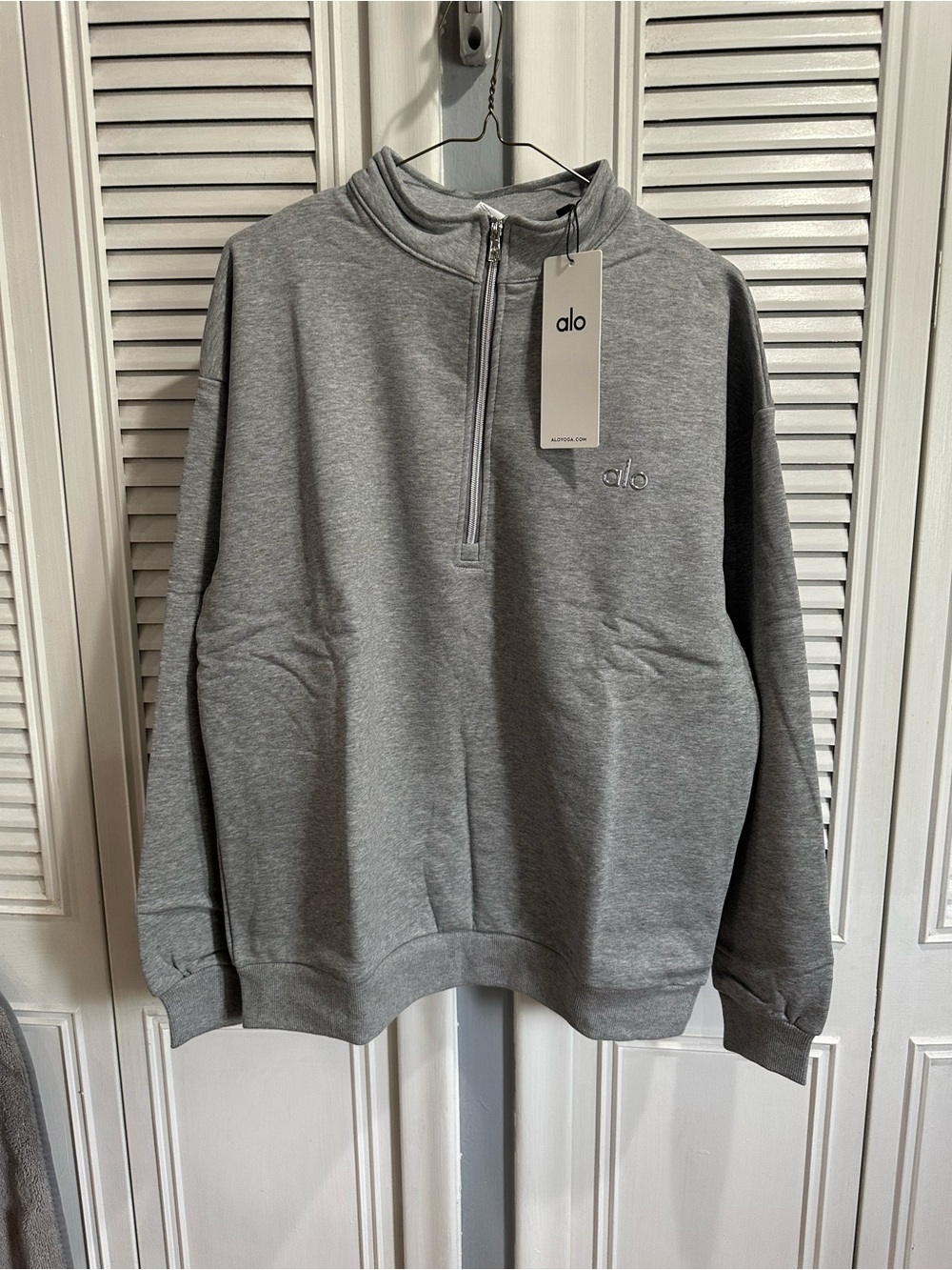 ALO Yoga Men's Gray Quarter-Zip Pullover Sweatshirt